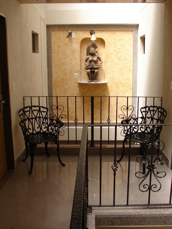 בוגוטה Hotel Castellana Inn מראה חיצוני תמונה